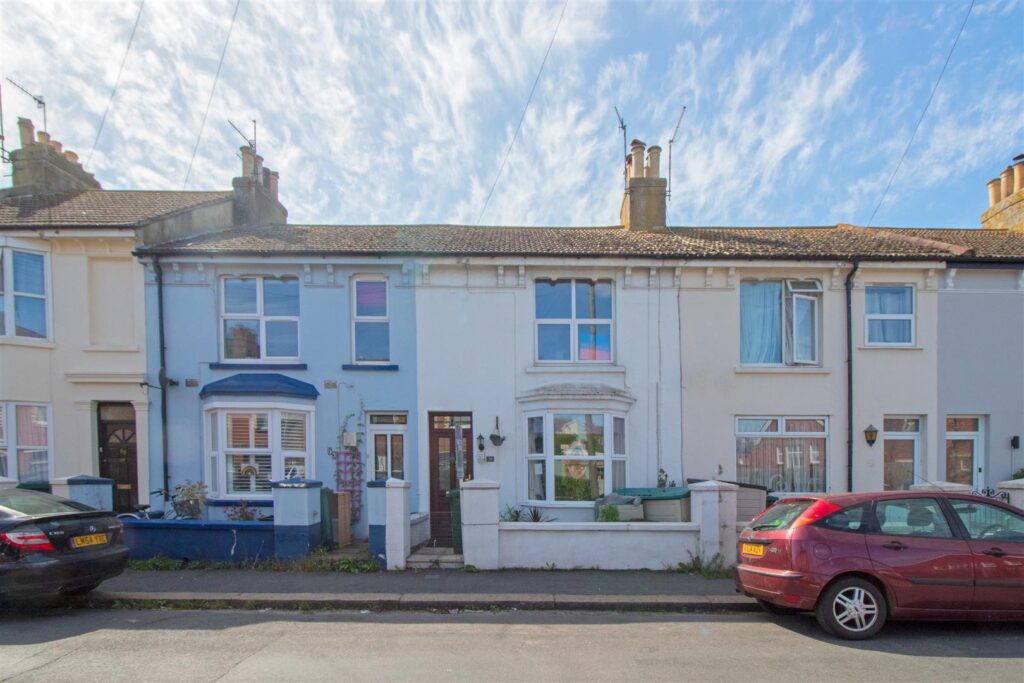 Abinger Road, Portslade, BN41