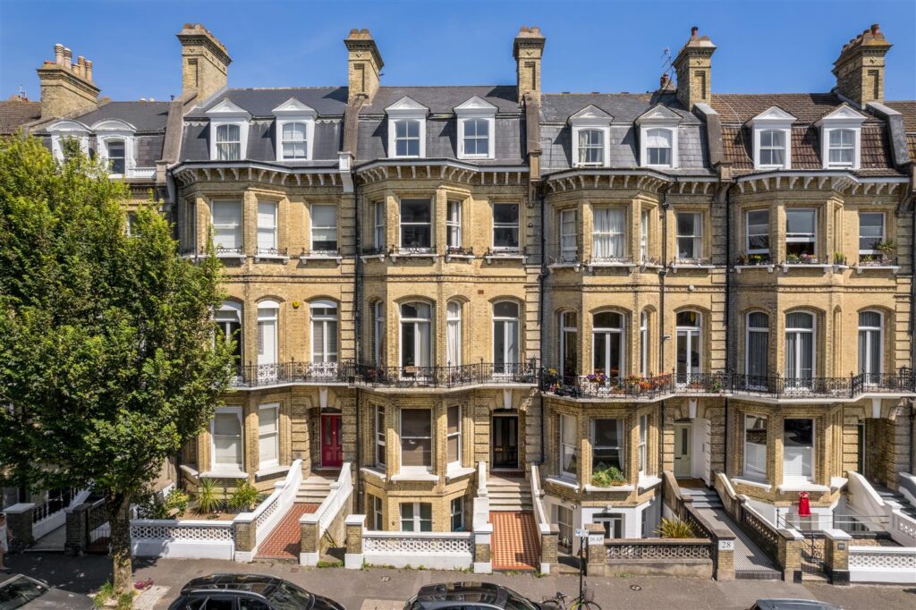 First Avenue, Hove