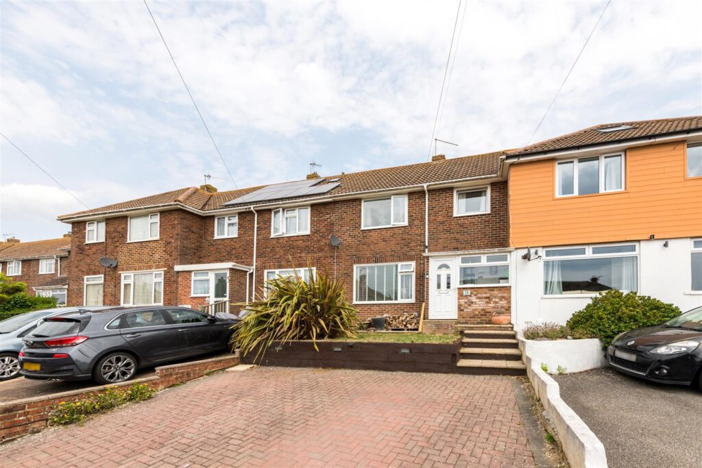 Oakapple Road, Southwick