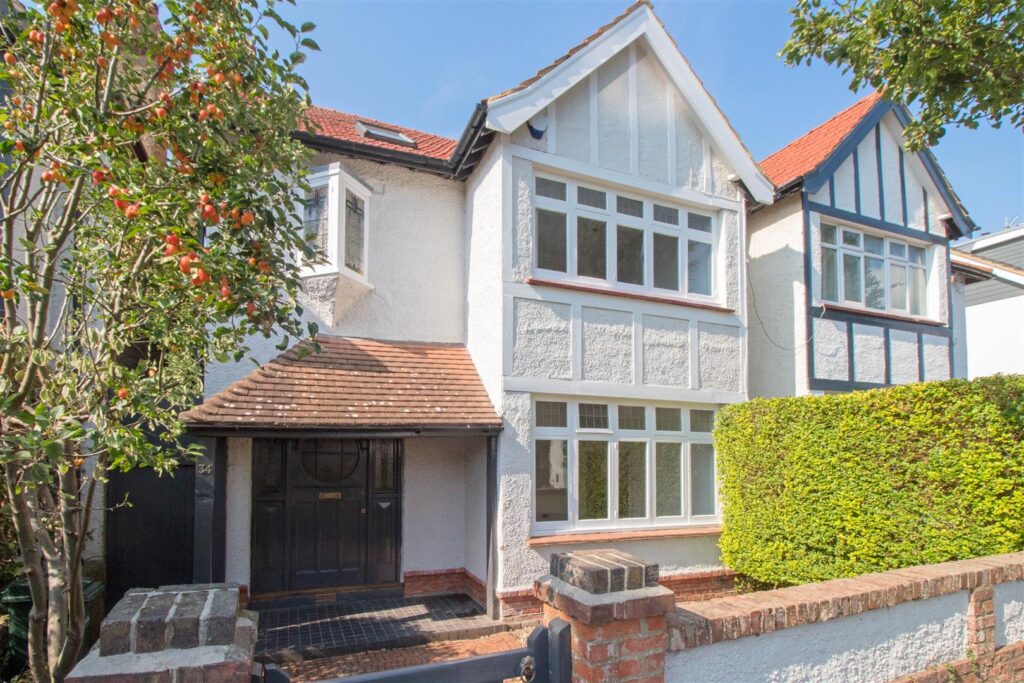 Hogarth Road, Hove