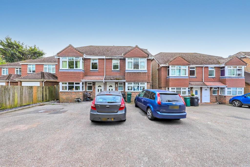 Spears Walk, Brighton