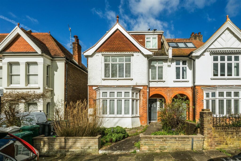 Bigwood Avenue, Hove