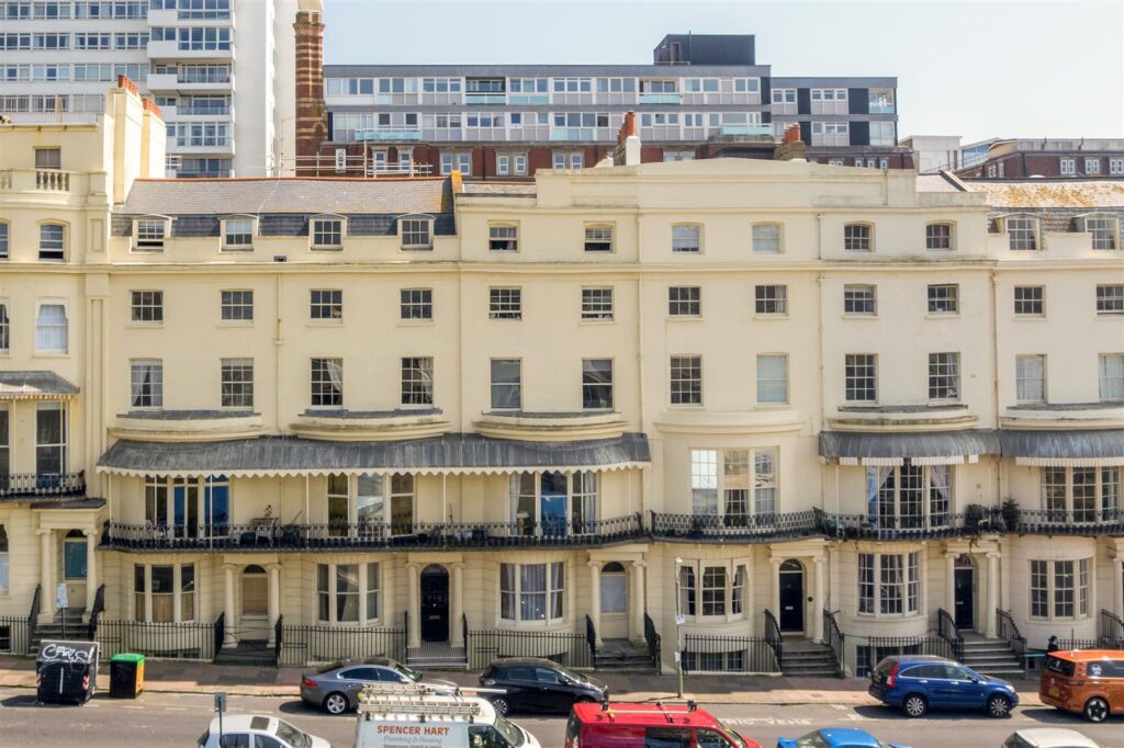 Regency Square, Brighton