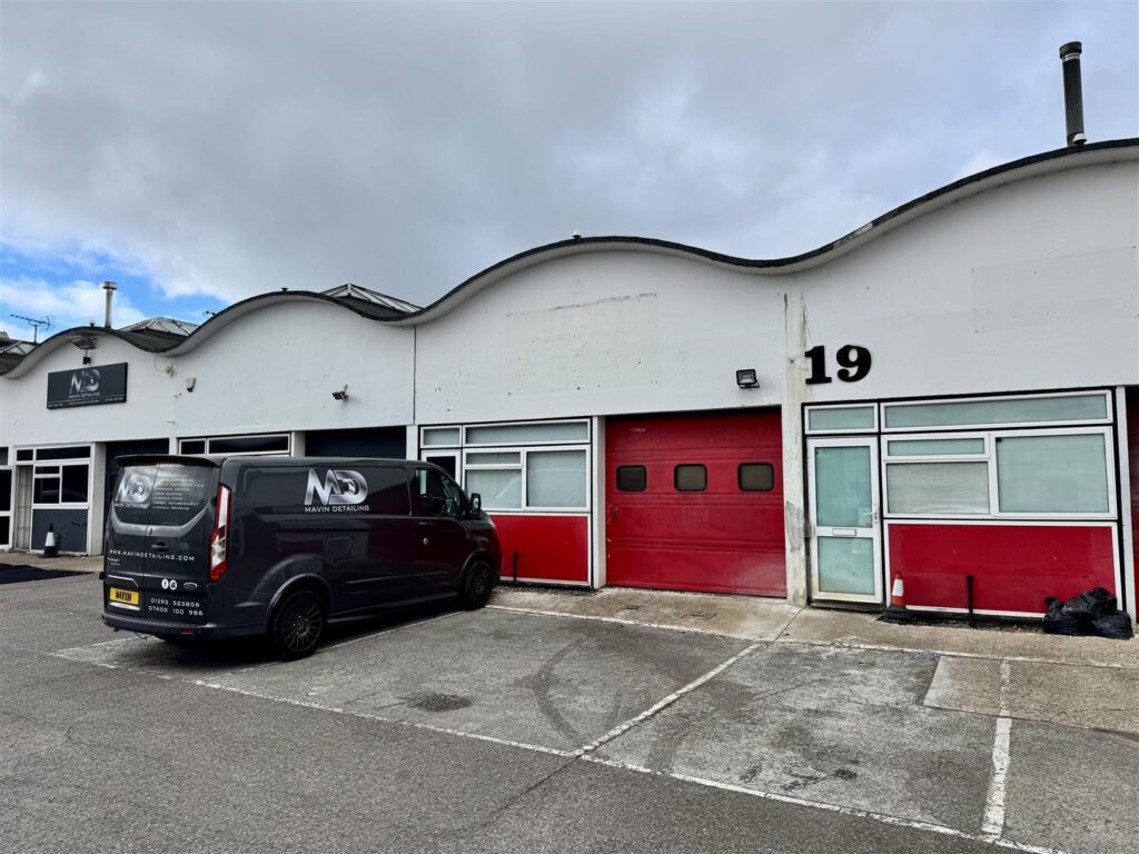 Stanley Business Cetnre, Crawley