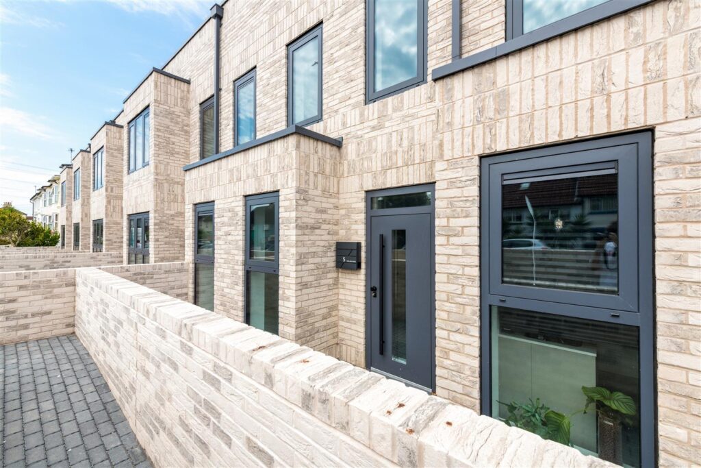 Shelldale Road, Portslade